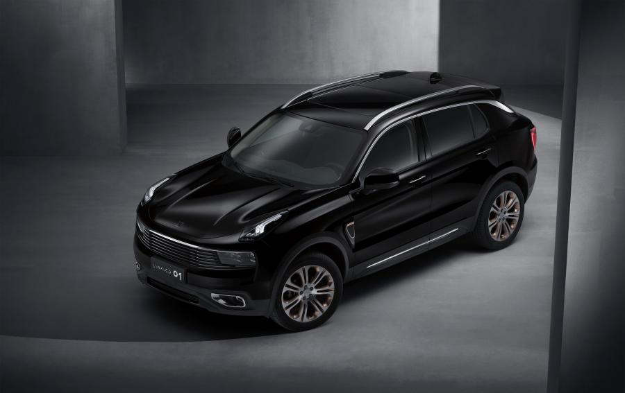  LYNK&Co 01 Xing Pro (CX11) 2017 года  (фото 2 из 20)